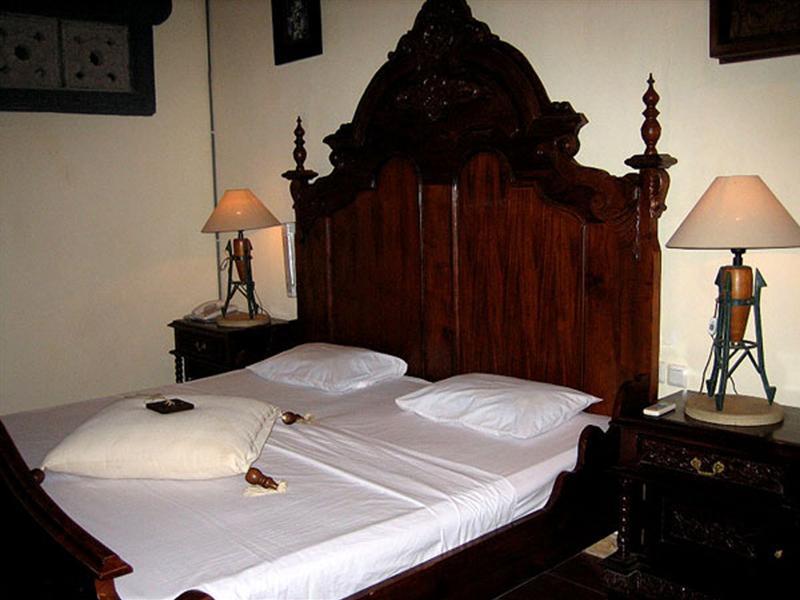 Oyo 2334 Melka Excelsior Hotel 싱가라자 외부 사진