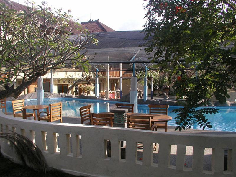 Oyo 2334 Melka Excelsior Hotel 싱가라자 외부 사진