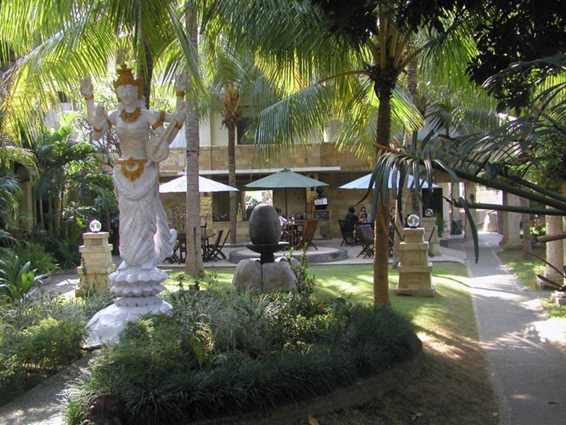 Oyo 2334 Melka Excelsior Hotel 싱가라자 외부 사진