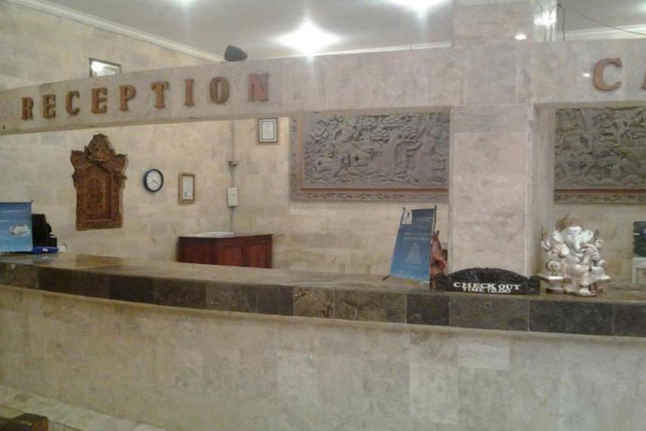 Oyo 2334 Melka Excelsior Hotel 싱가라자 외부 사진