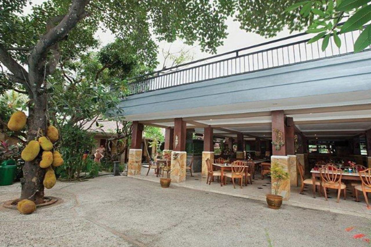 Oyo 2334 Melka Excelsior Hotel 싱가라자 외부 사진