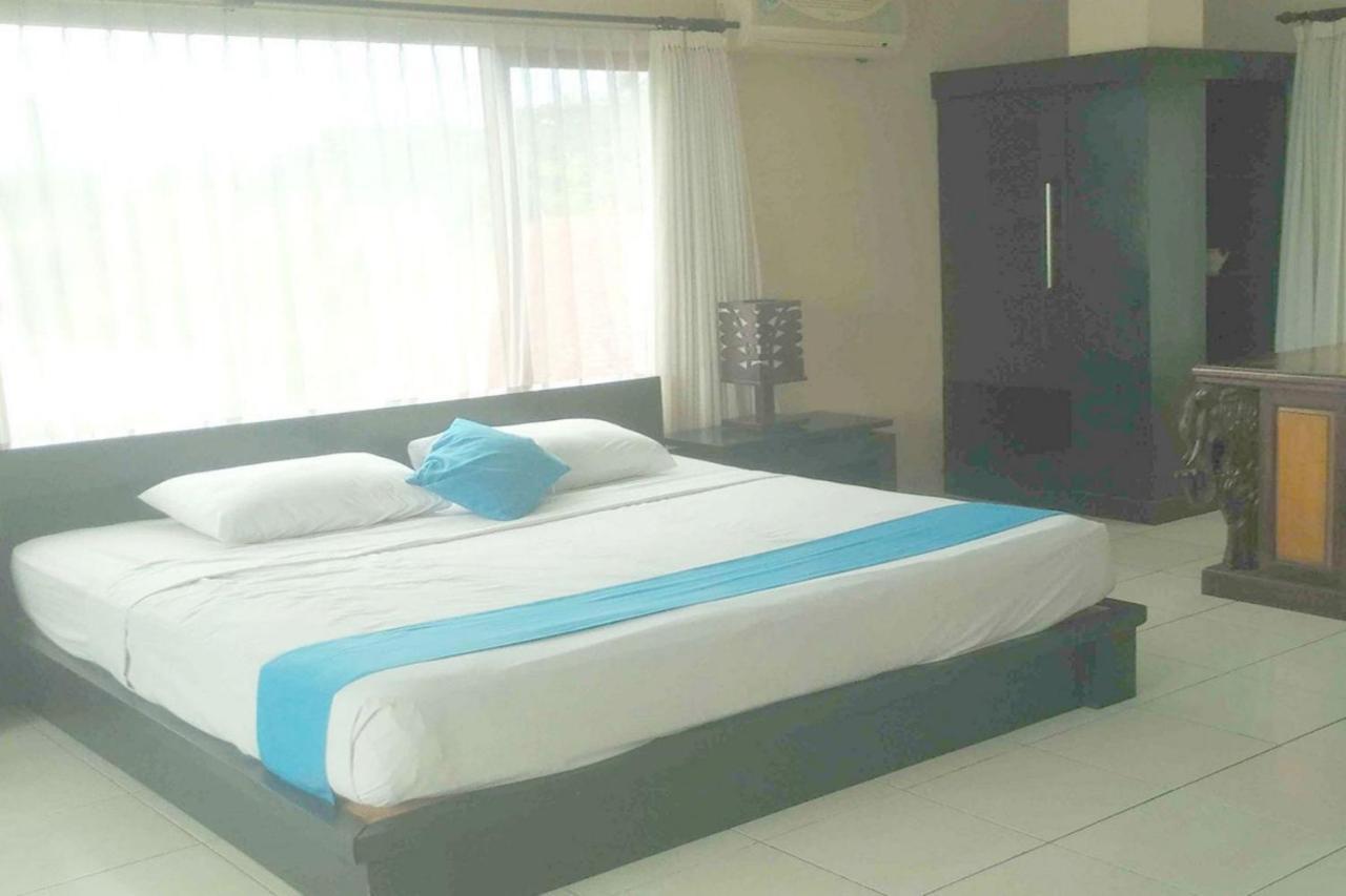 Oyo 2334 Melka Excelsior Hotel 싱가라자 외부 사진